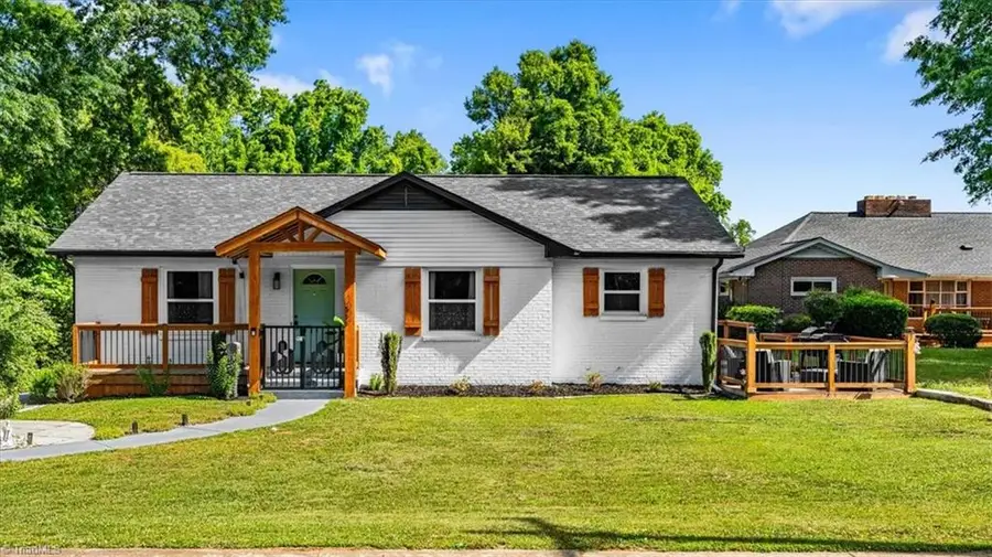 1009 W 25th Street, Winston Salem, NC 27106 - #2