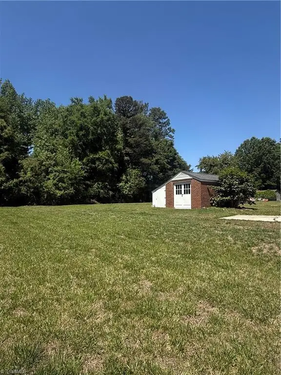 5812 Kings Court, Pleasant Garden, NC 27313 - #2