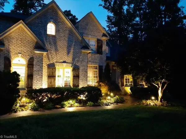 7521 Henson Forest Drive, Summerfield, NC 27358