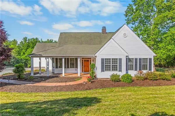 7950 Haviland Court, Pfafftown, NC 27040