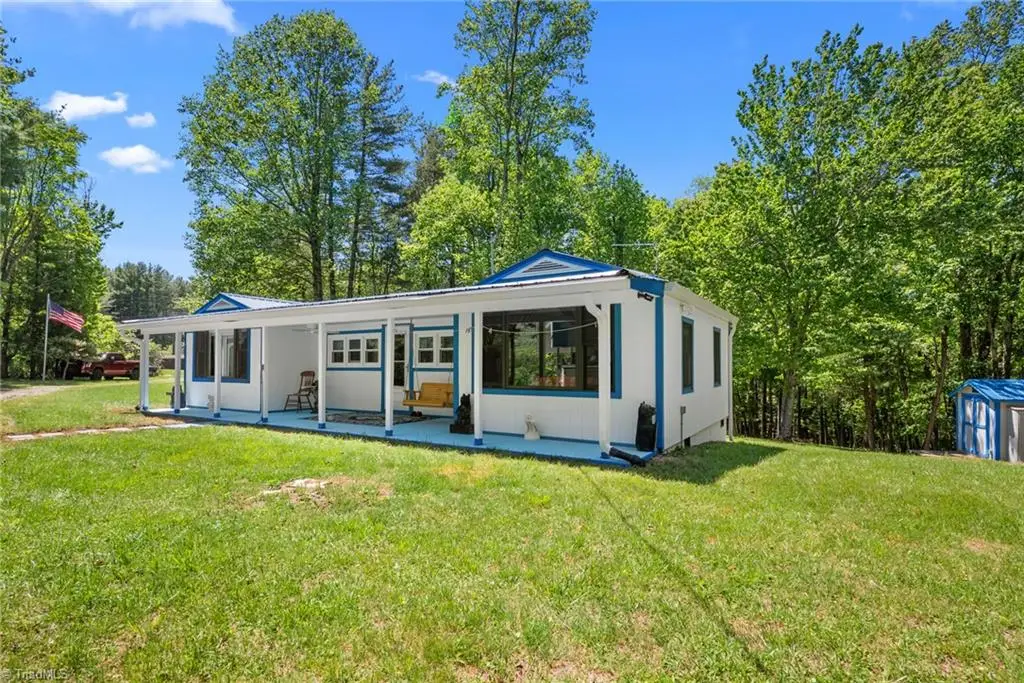 154 Folger Road, Sparta, NC 28675 - #1
