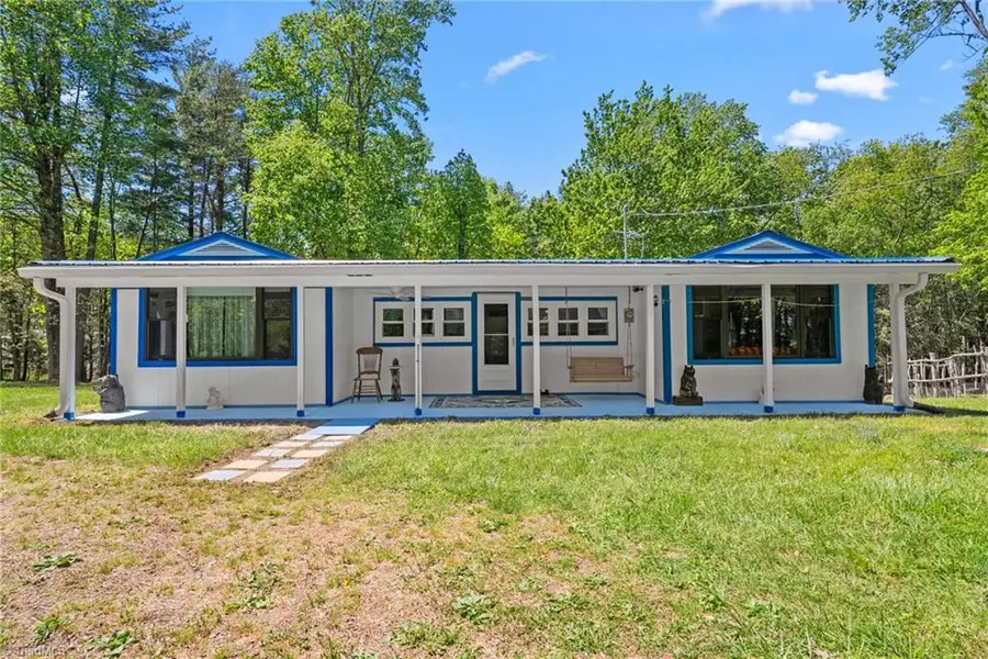 154 Folger Road, Sparta, NC 28675 - #2