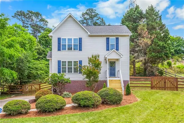 129 Twin Valley Drive, Clemmons, NC 27012