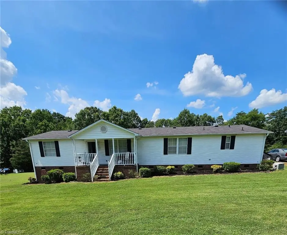 1214 Violet Court, Burlington, NC 27217 - #1