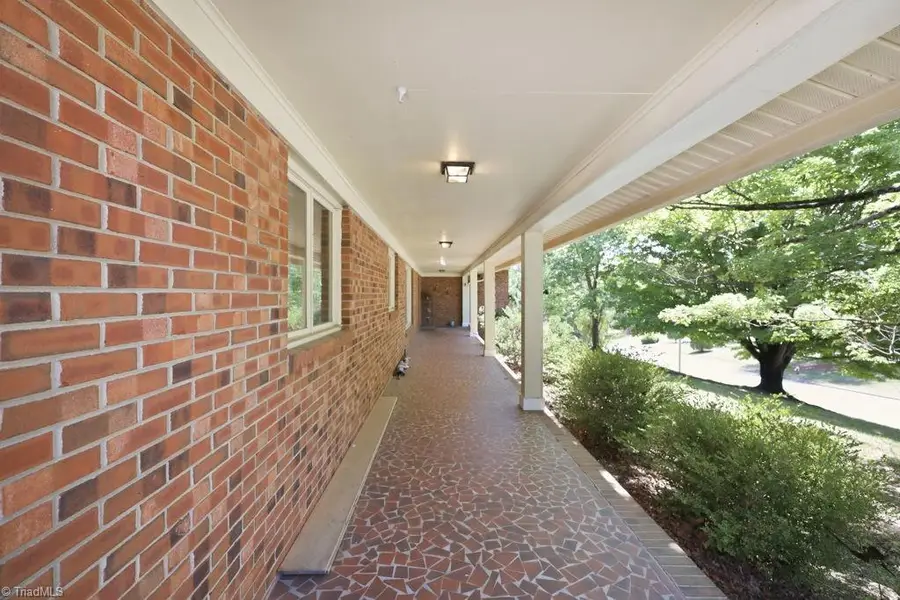 1108 Gatehouse Road, High Point, NC 28262 - #2