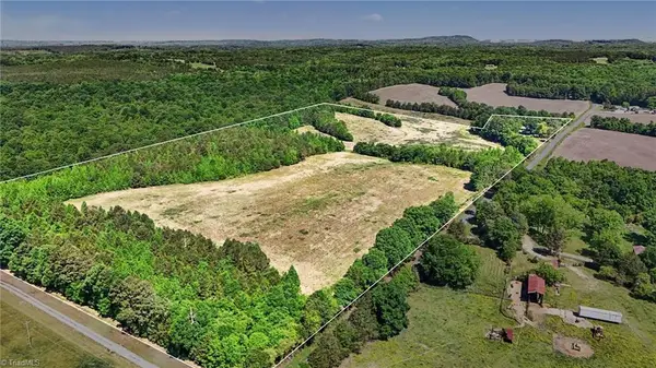 1832 Tysinger Road, Denton, NC 27239