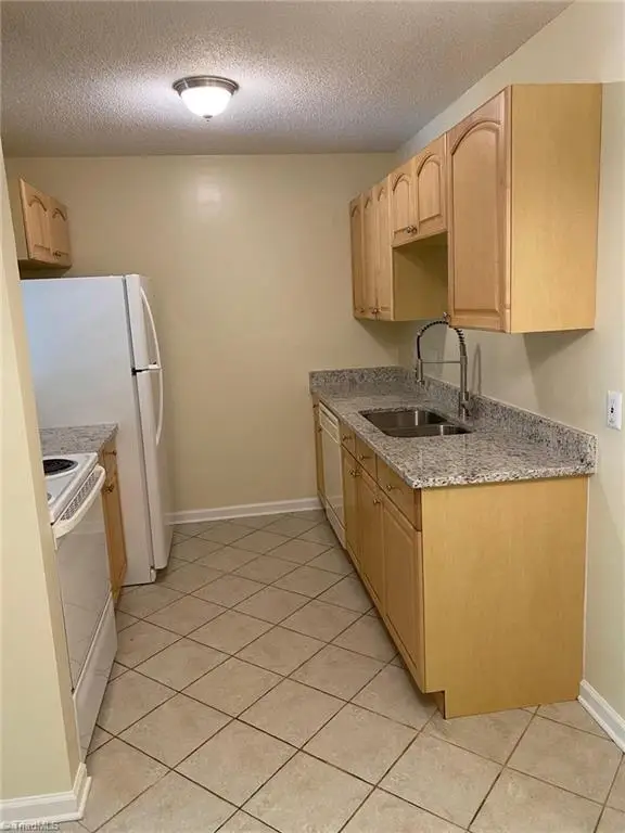 5639 Hornaday Road #G, Greensboro, NC 27409 - #3