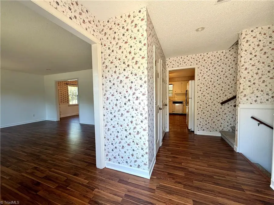 404 Irving Park Court, Kernersville, NC 27284 - #2