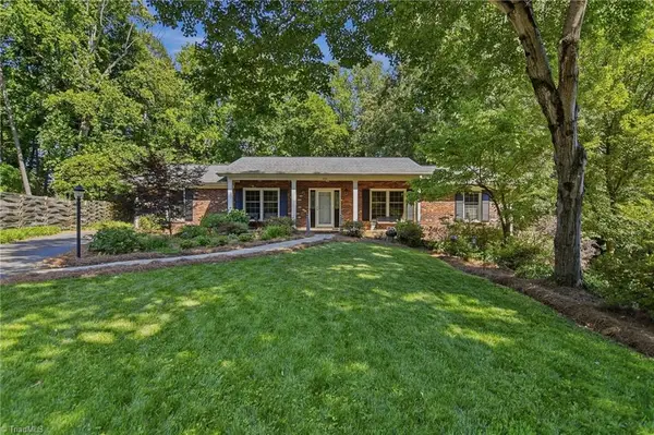 350 Westoak Trail, Winston-Salem, NC 27104