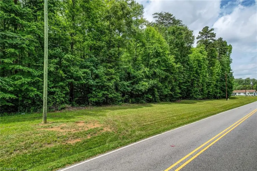 277 Willowlake Road, Greensboro, NC 27405 - #3