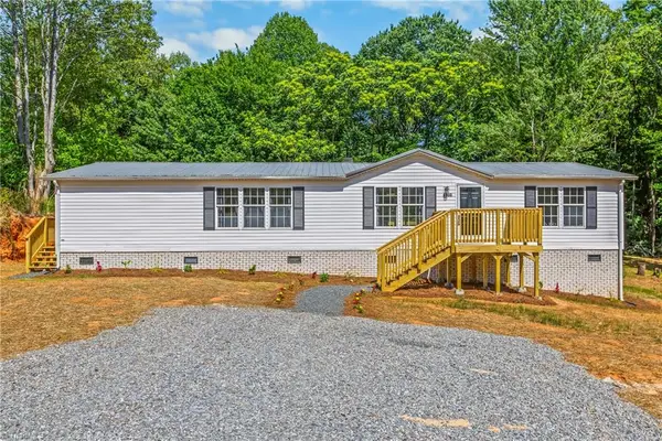 1100 Sandy Lane, Sandy Ridge, NC 27046