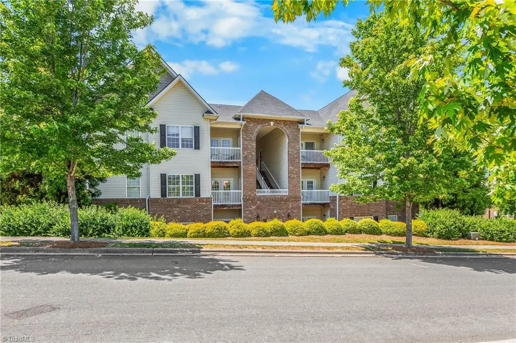 2431 Eagle Creek Court #203, Winston Salem, NC 27103 - #1