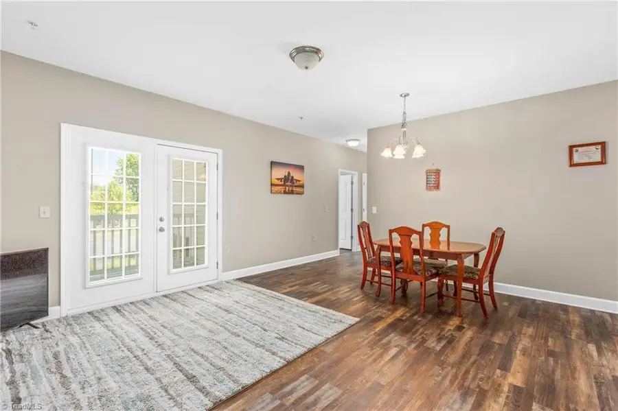 2431 Eagle Creek Court #203, Winston Salem, NC 27103 - #2