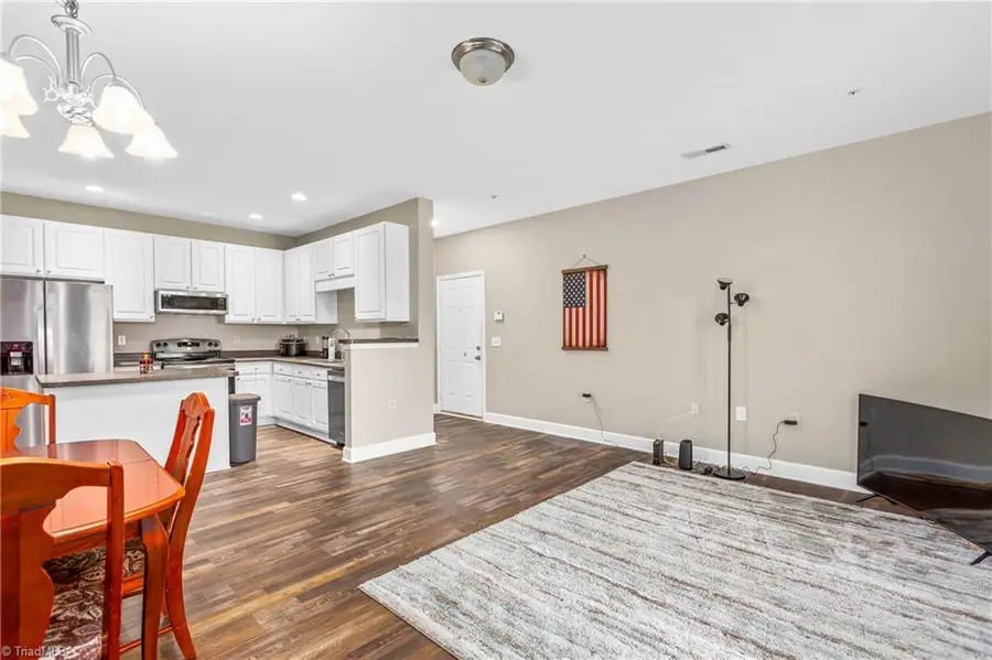 2431 Eagle Creek Court #203, Winston Salem, NC 27103 - #3