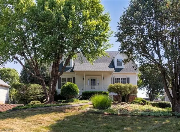 1735 Springfield Farm Court, Clemmons, NC 27012