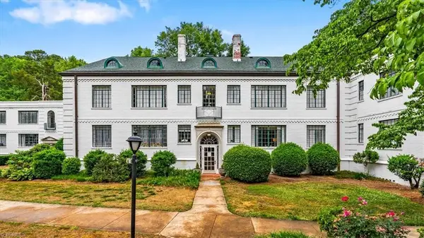 1700 N Elm Street #B3, Greensboro, NC 27408