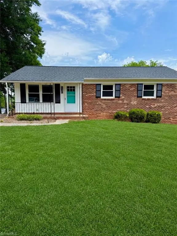 130 Arlington Avenue, Jonesville, NC 28642 - #1