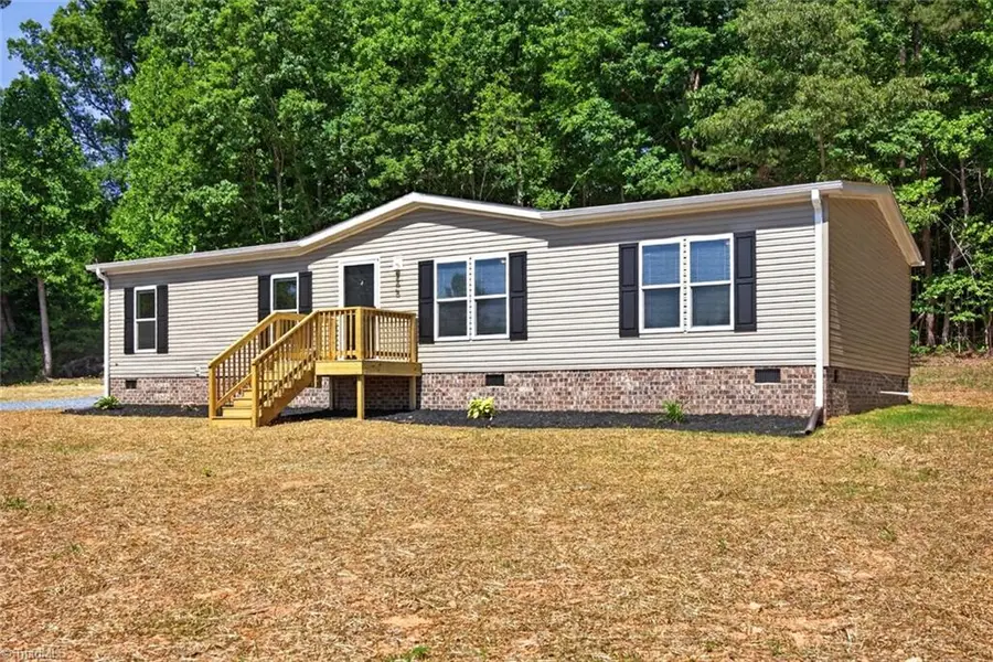 245 Harvick Lane, Lexington, NC 27292 - #3