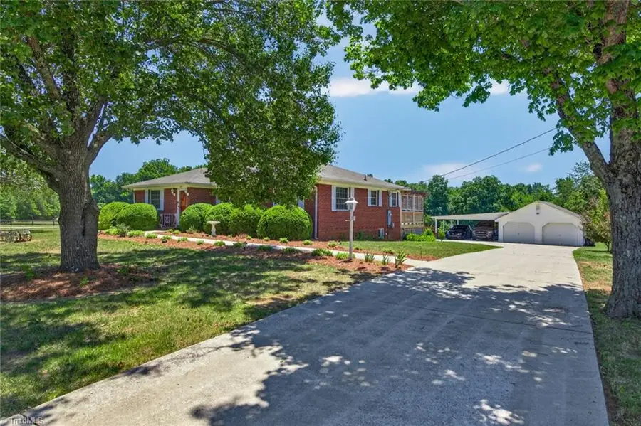 699 John Young Road, Lexington, NC 27292 - #3