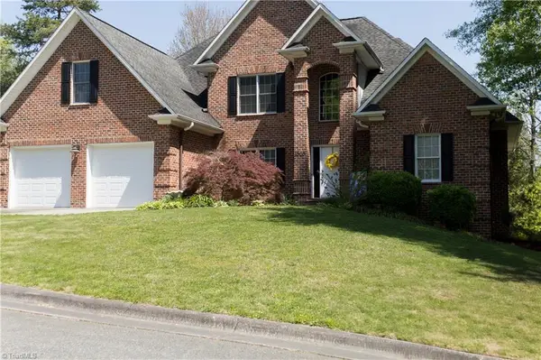 1688 Woodbury Lane, Mount Airy, NC 27030