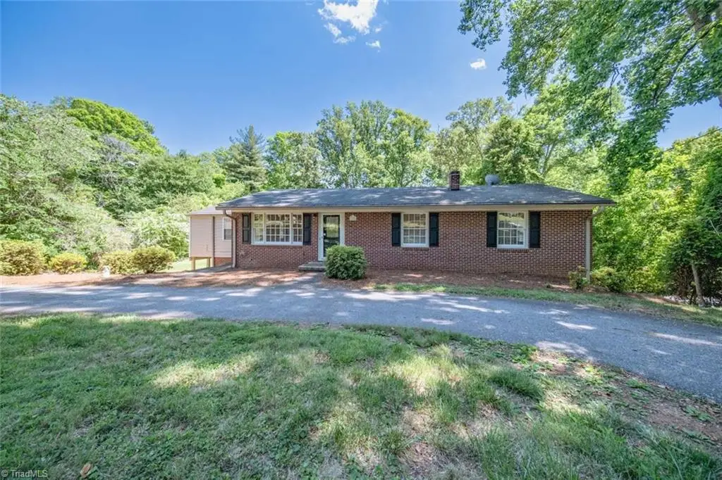3155 Rainbow Avenue, Pfafftown, NC 27040 - #1