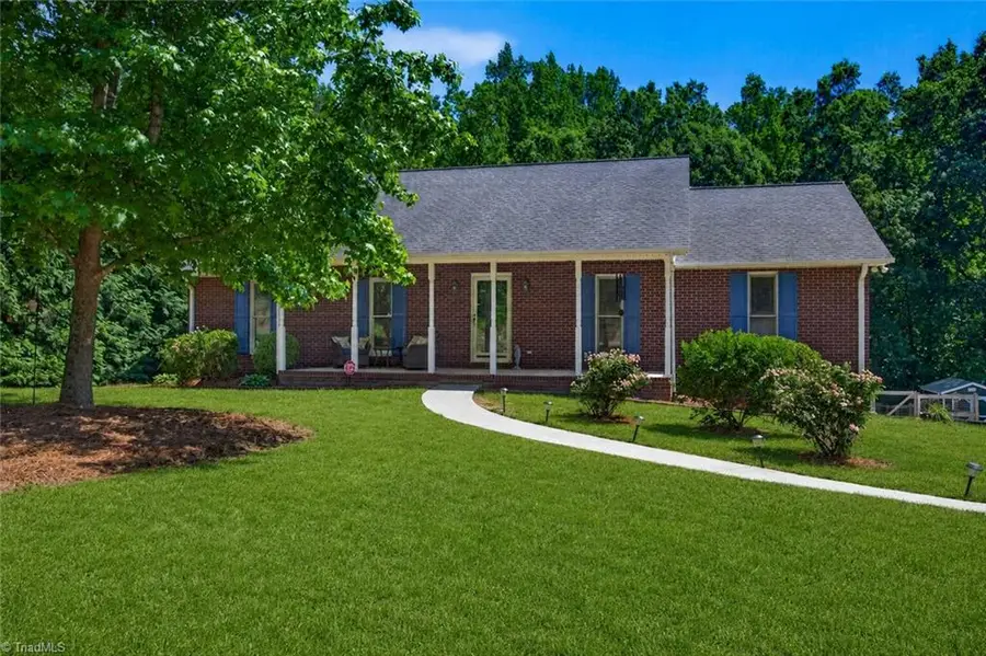 221 Leighmar Street, Clemmons, NC 27012 - #3
