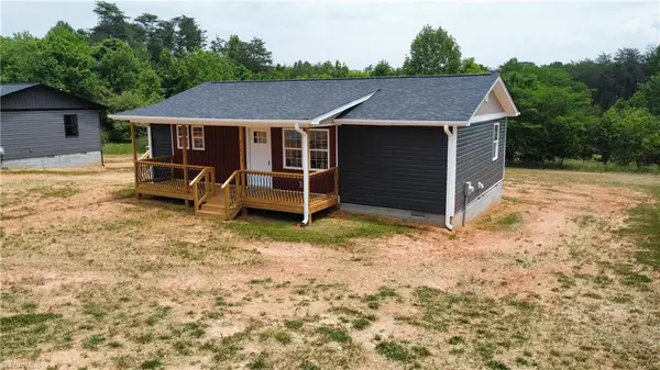 2101 Cook School Road, Pilot Mountain, NC 27041