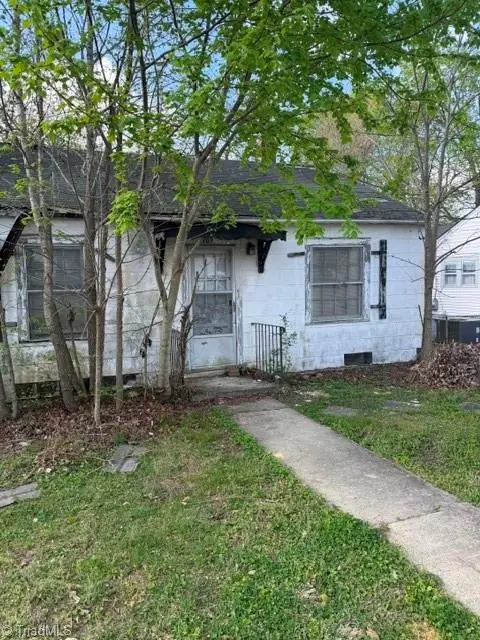 107 Pine Street, Thomasville, NC 27360