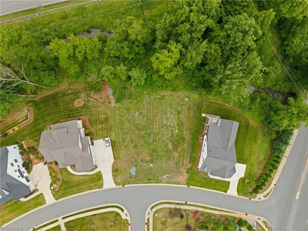 1517 Audubon Village Drive, Winston-Salem, NC 27106