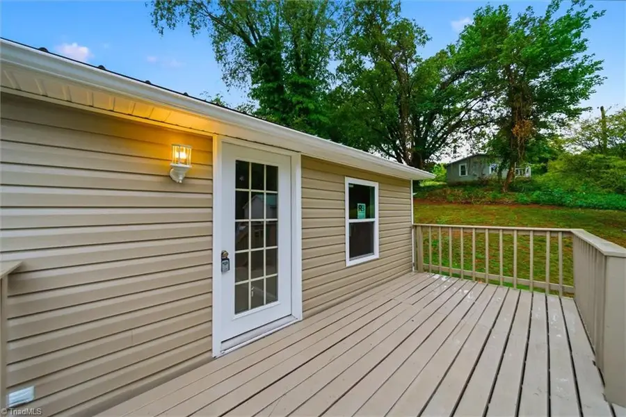 120 Mathis Street, Jonesville, NC 28642 - #3