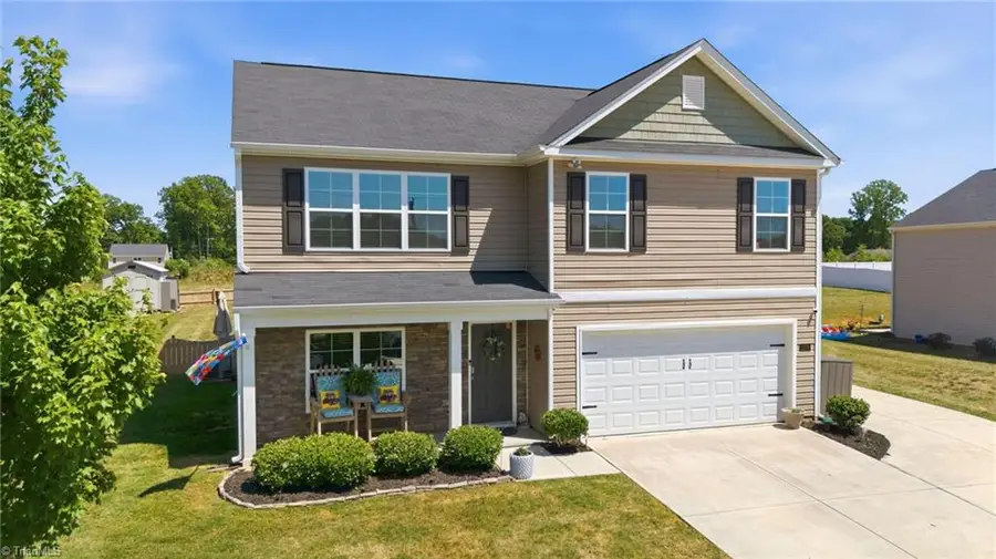 1276 Hickory Point Drive, Lexington, NC 27292 - #3