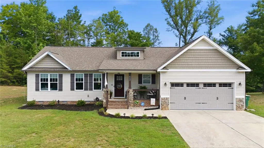 342 Price Street, Stoneville, NC 27048 - #1