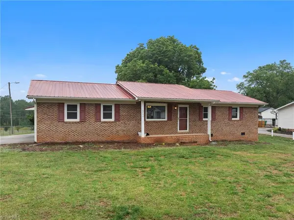 6754 Rosewood Drive, Trinity, NC 27370