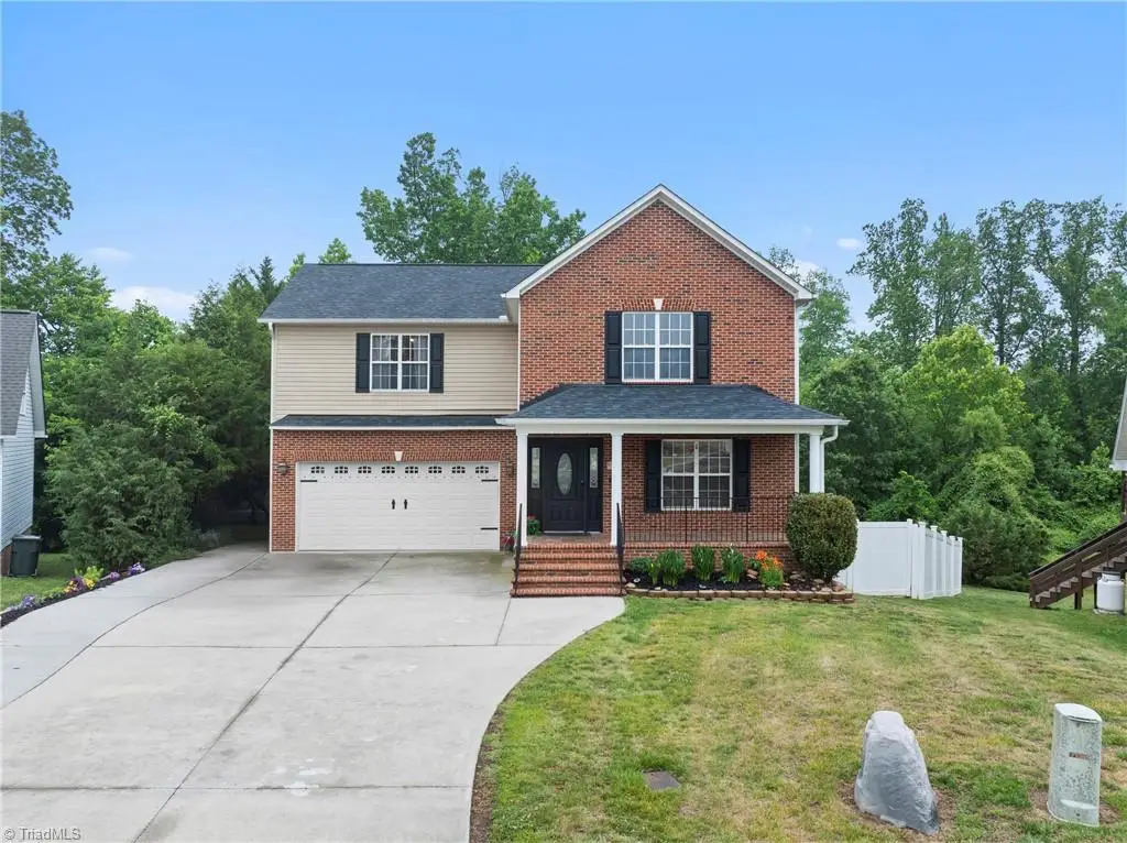 206 Princeton Crossing, Thomasville, NC 27360 - #1