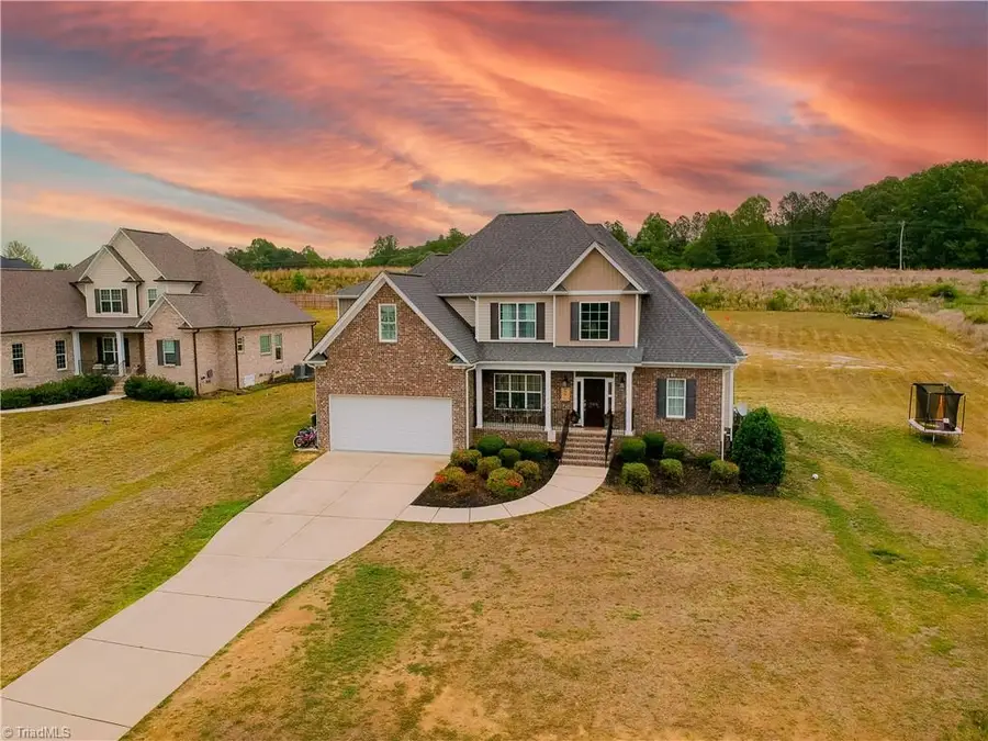 7614 Sir William Drive, Kernersville, NC 27284 - #2