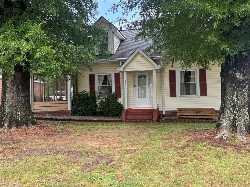 810 N Main Street, Walnut Cove, NC 27052 - #1