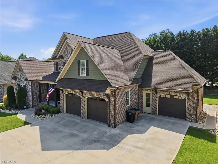 5723 Woodrose Lane, Greensboro, NC 27410 - #2