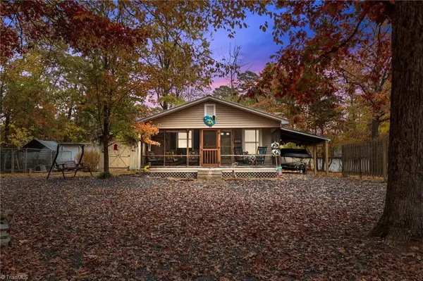 114 Dogwood Drive, New London, NC 28127