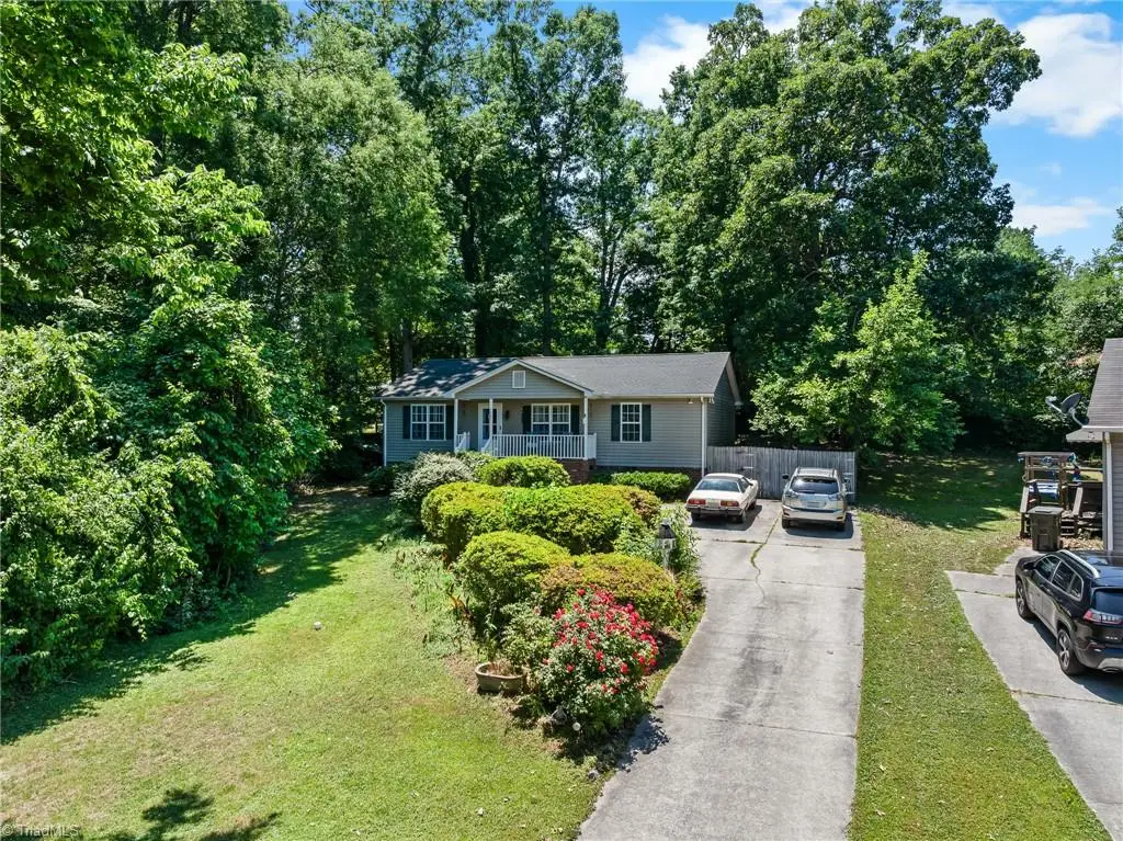 26 Tesh Street, Thomasville, NC 27360 - #1