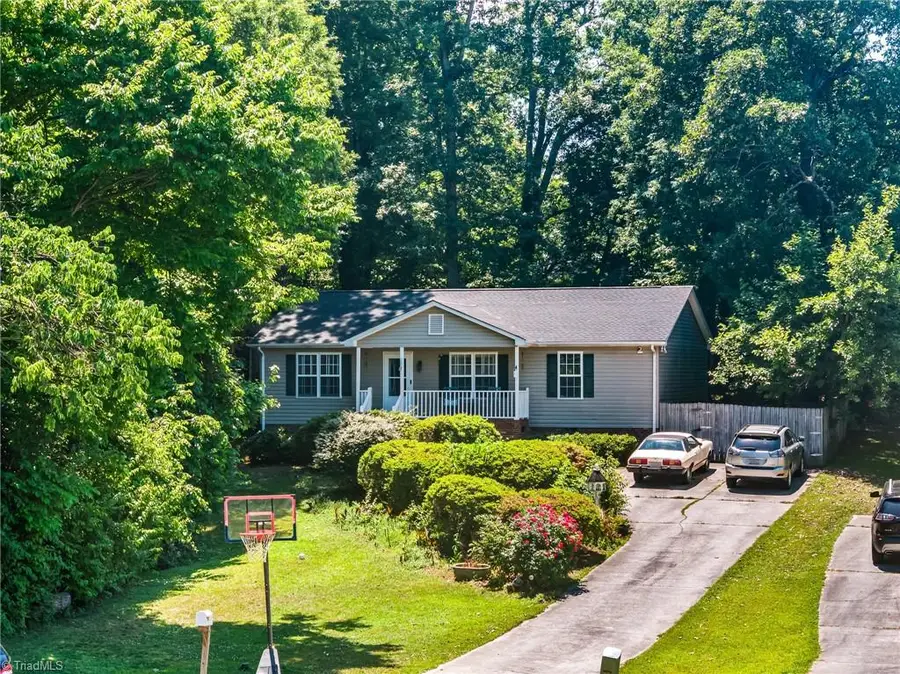 26 Tesh Street, Thomasville, NC 27360 - #2