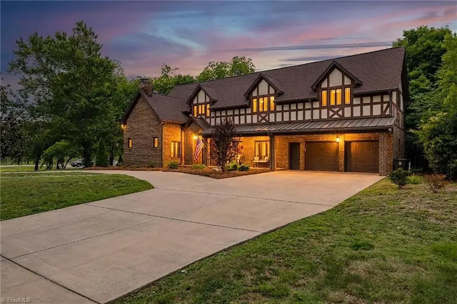 7 Mock Street, Thomasville, NC 27360 - #2
