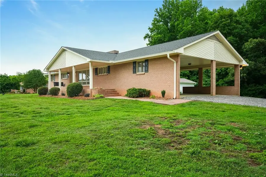 2475 Rowe Road, Lexington, NC 27295 - #3