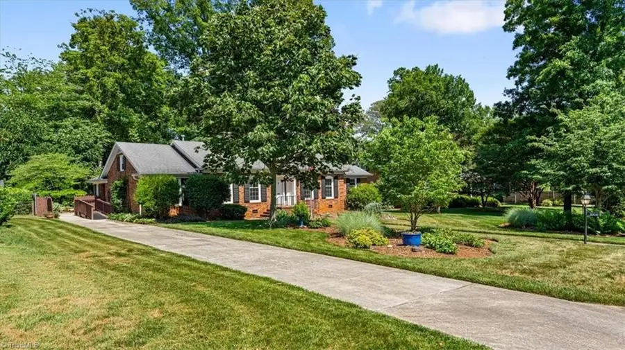 1004 Kemp Road W, Greensboro, NC 27410 - #3