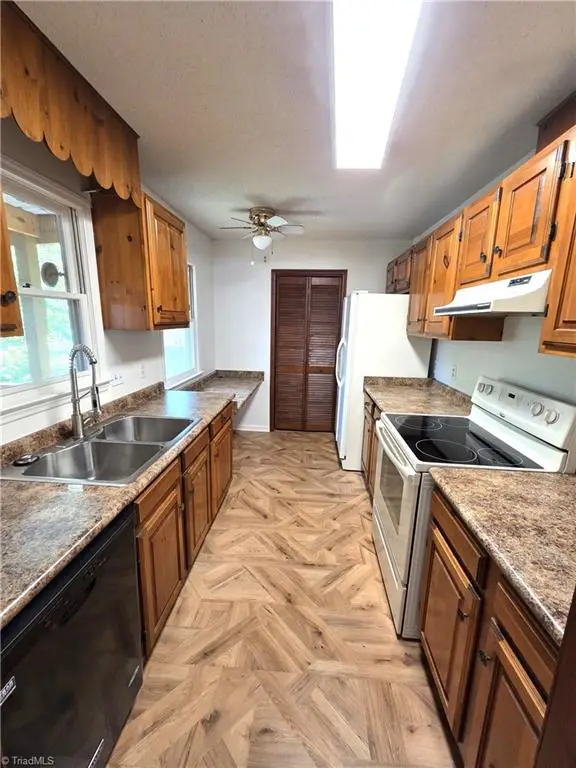 2603 Williams Street, Greensboro, NC 27403 - #3