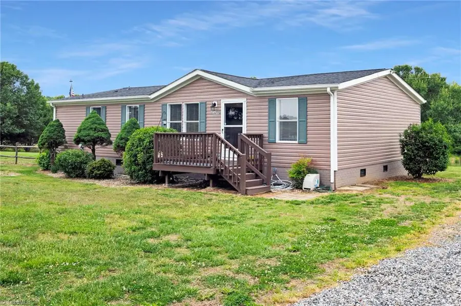 1677 Jennings Road, Olin, NC 28660 - #2