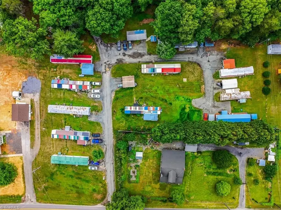 109 Sheets Park Lane, Mount Airy, NC 27030 - #2