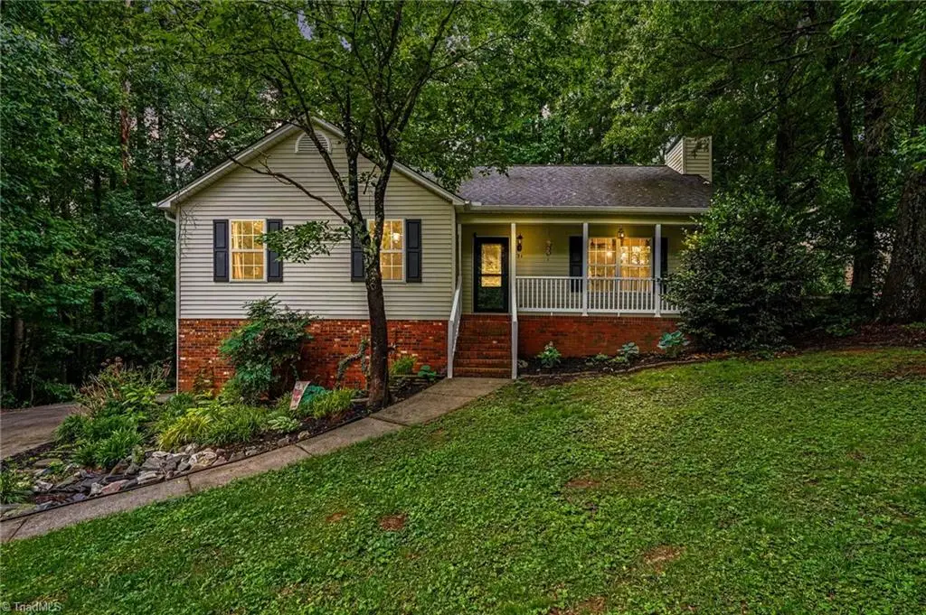 431 Lakecrest Drive, Kernersville, NC 27284 - #1