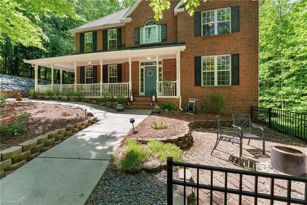 6010 Kempsford Court, Kernersville, NC 27284