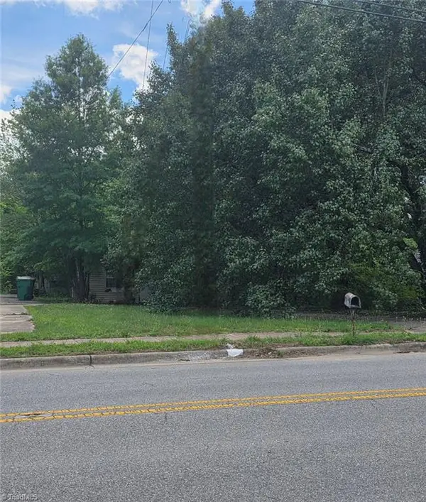 212 Oakview Road, High Point, NC 27265