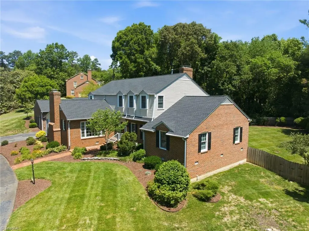 1300 Robin Hood Road, High Point, NC 27262 - #1
